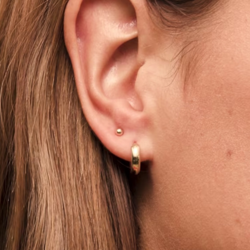 Mejuri Sphere Studs
